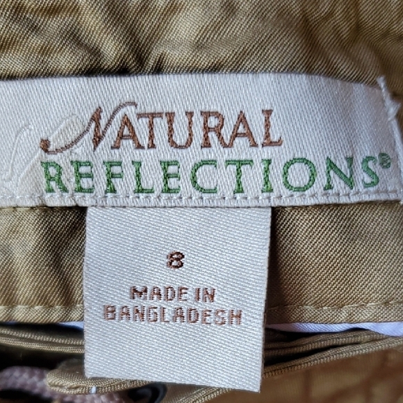 Natural Reflections Red and Tan Plaid Women's Cargo Shorts - Picture 2 of 9